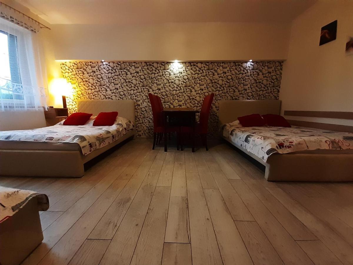 Pokoje Goscinne "Lenka" Ciechocinek Bagian luar foto